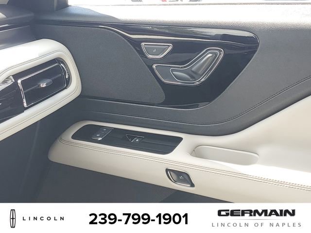 New 2025 Lincoln Aviator 2WD image 27