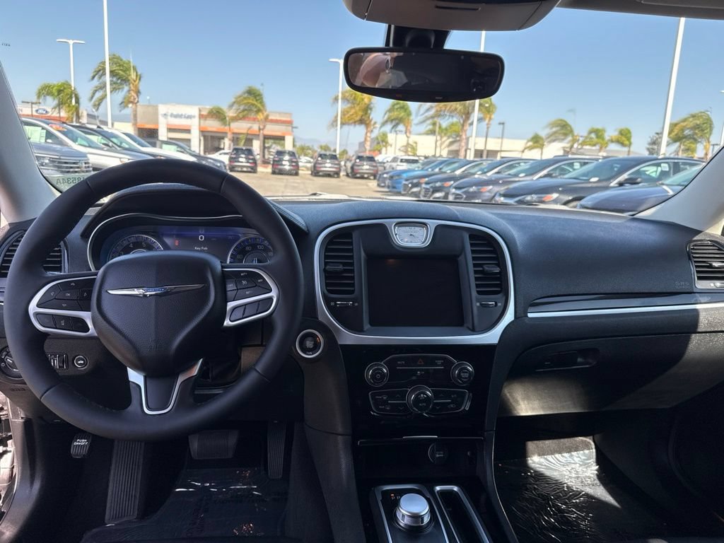 Used 2023 Chrysler 300 Touring w/ Sport Appearance Package RWD image 22