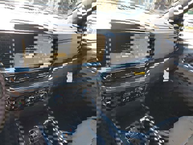 New 2026 GMC Sierra 1500 SLT image 29