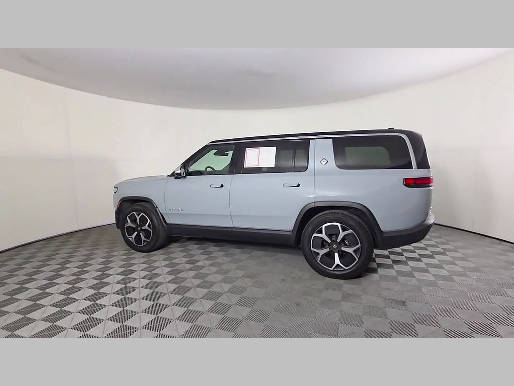 Used 2024 Rivian R1S Adventure AWD/4WD image 43