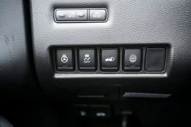 Used 2024 Nissan Murano SV image 26