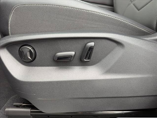 New 2026 Volkswagen Atlas SE FWD image 11