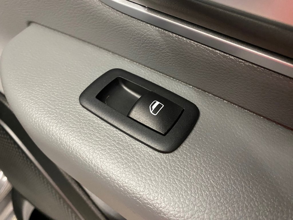 Used 2021 RAM 1500 Big Horn image 14