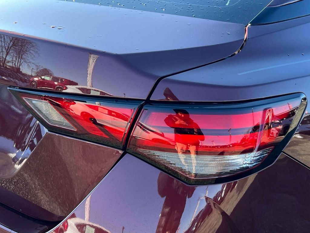 Certified 2025 Nissan Sentra SV image 11