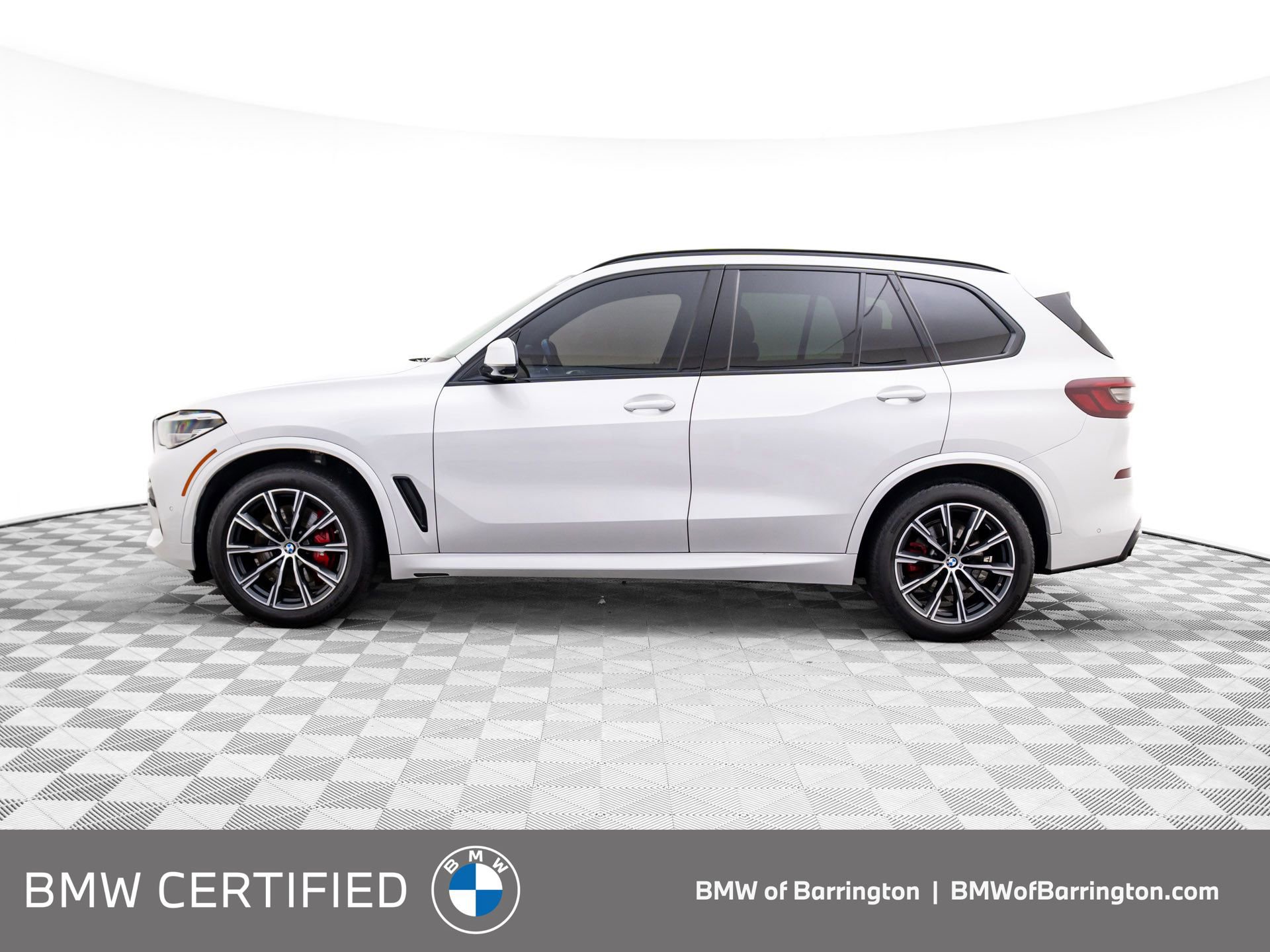 Certified 2023 BMW X5 xDrive40i w/ M Sport Package image 2
