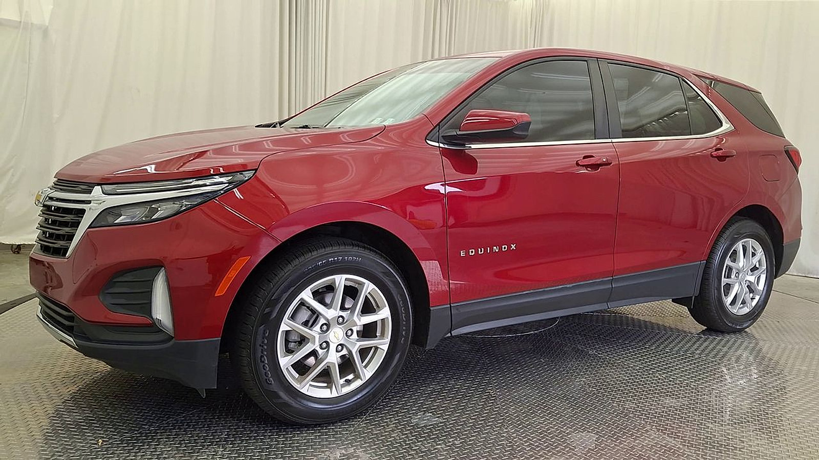 Used 2022 Chevrolet Equinox LT FWD image 10