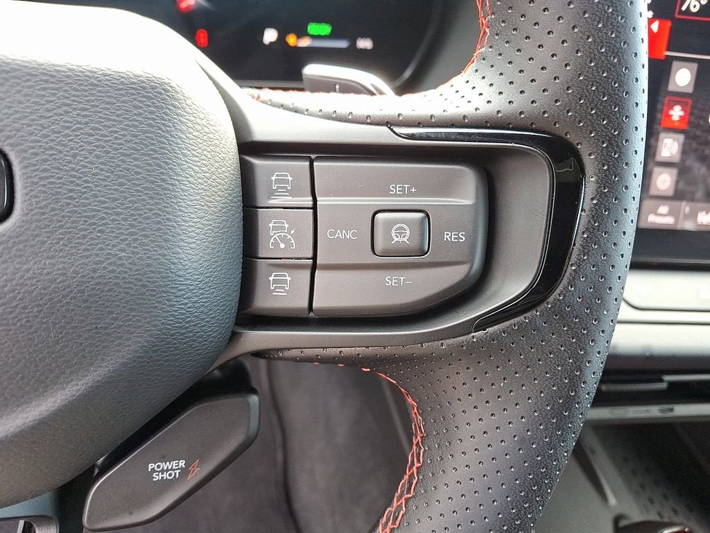 Used 2024 Dodge Charger R/T w/ Plus Group image 22