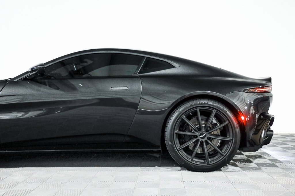 Used 2020 Aston Martin V8 Vantage Coupe image 16