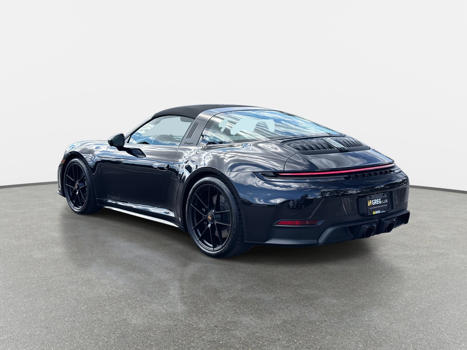Used 2026 Porsche 911 Targa 4 GTS AWD/4WD image 5