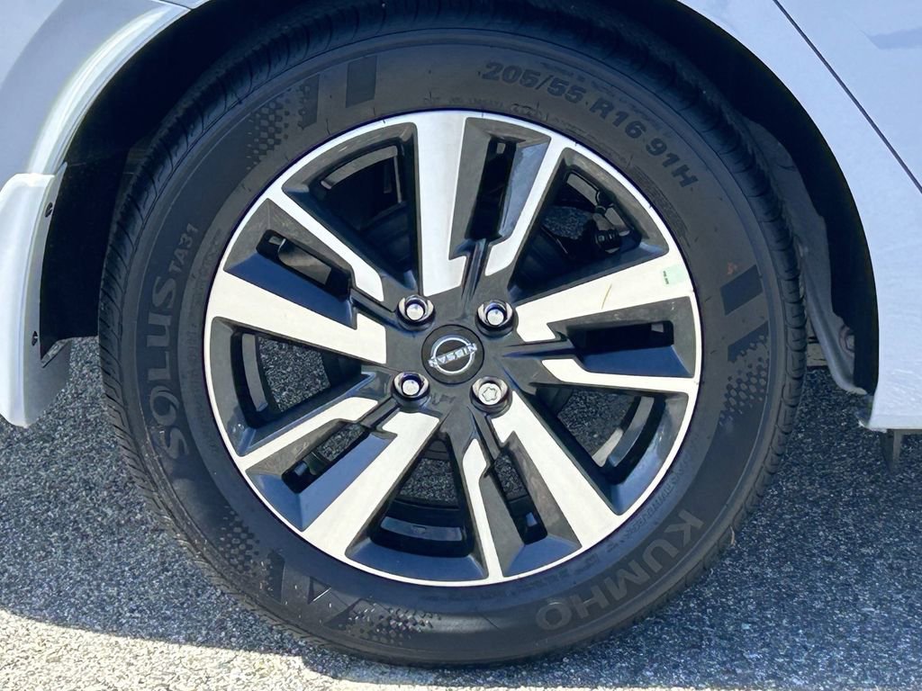 New 2025 Nissan Versa SV w/ Trunk Package image 7