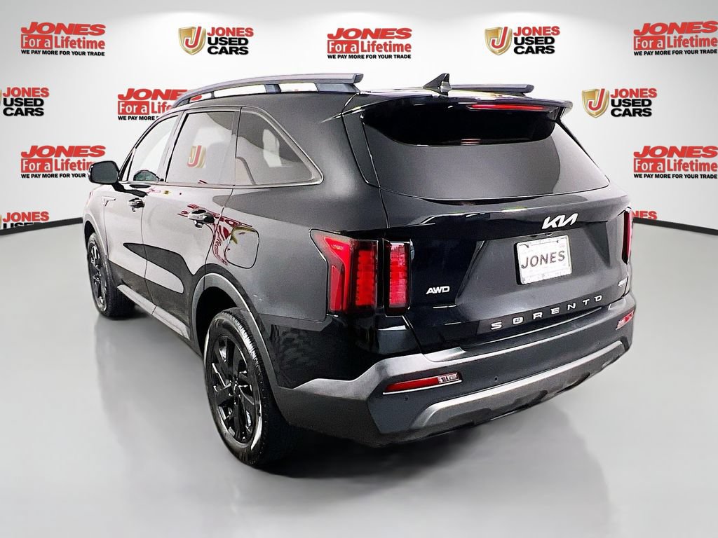 Used 2022 Kia Sorento S w/ Panoramic Sunroof Package AWD/4WD image 2