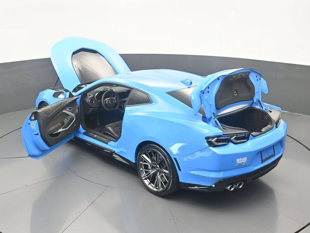 Used 2023 Chevrolet Camaro ZL1 RWD image 61