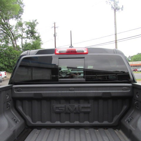 Used 2025 GMC Canyon Denali AWD/4WD image 9