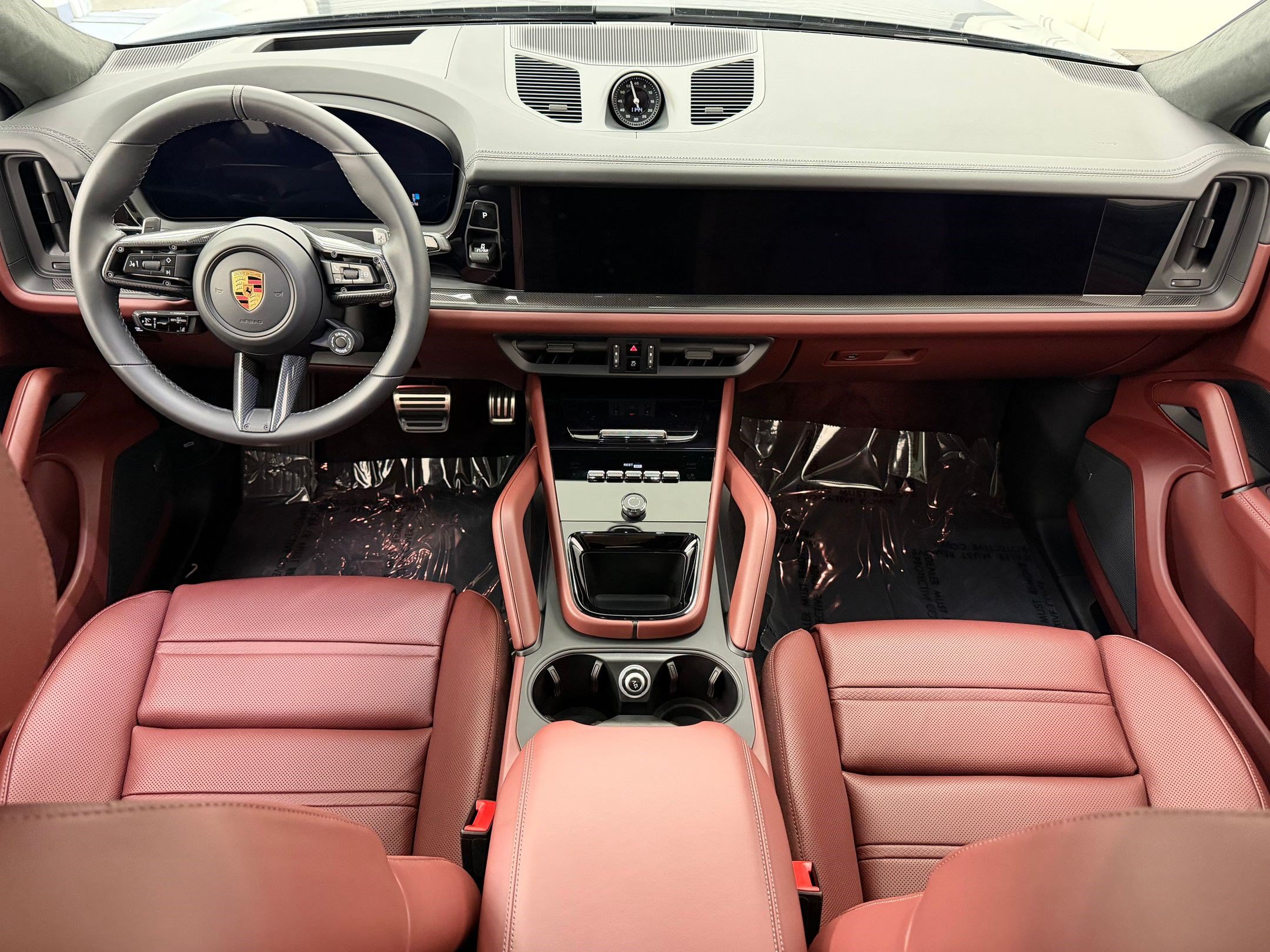 New 2026 Porsche Cayenne GTS AWD/4WD image 16