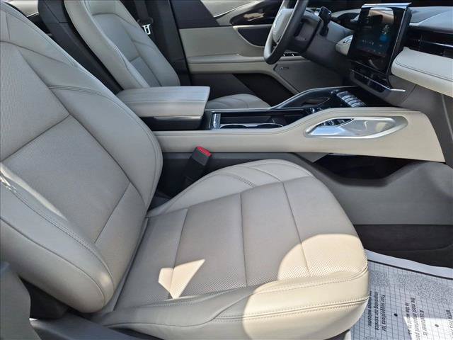Used 2024 Lincoln Nautilus Premier w/ Equipment Group 102A AWD/4WD image 19