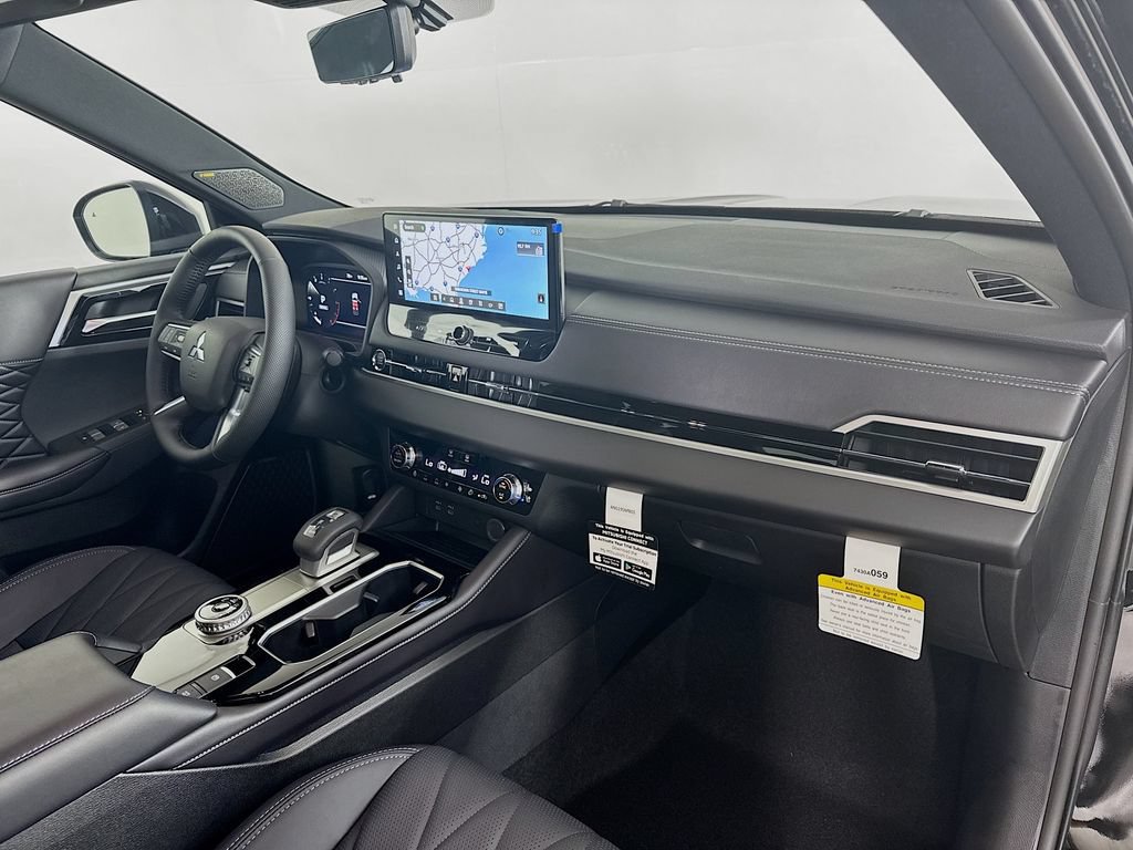 New 2026 Mitsubishi Outlander SEL Black Edition FWD image 31