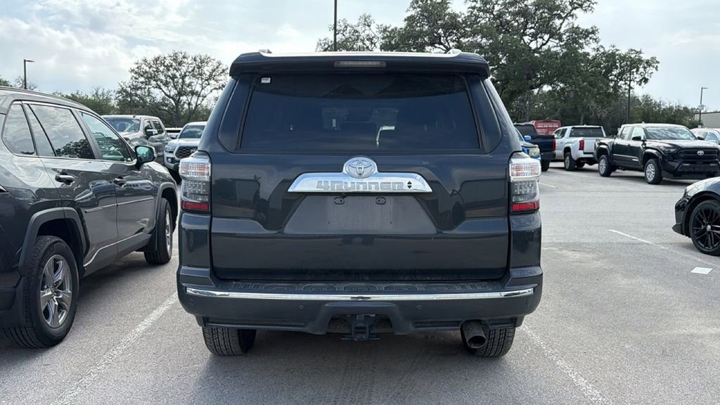 Used 2024 Toyota 4Runner Limited AWD/4WD image 9