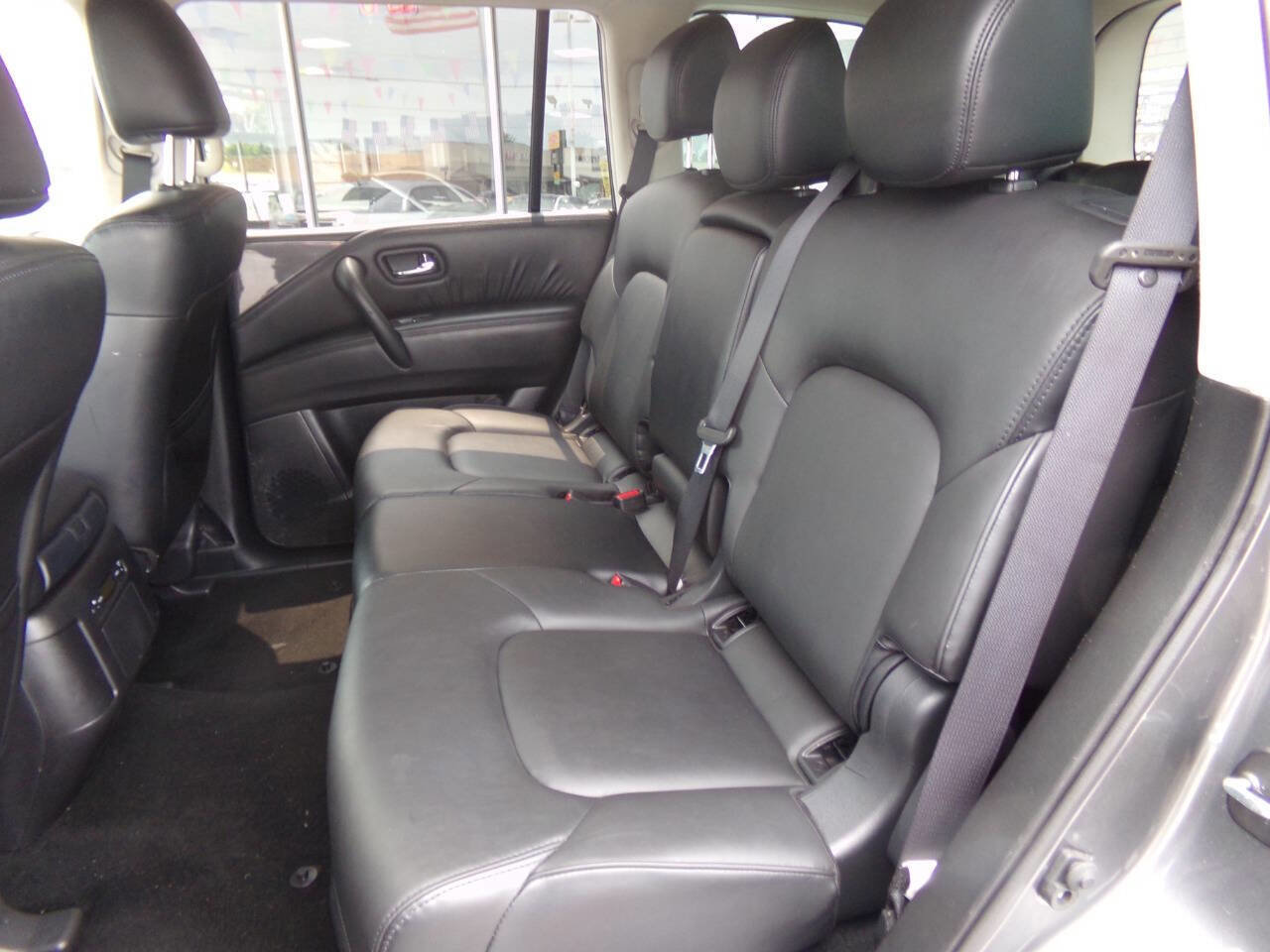 Used 2023 Nissan Armada SV image 25