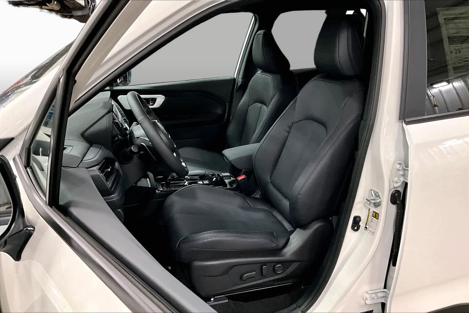 New 2026 Subaru Forester Limited AWD/4WD image 9