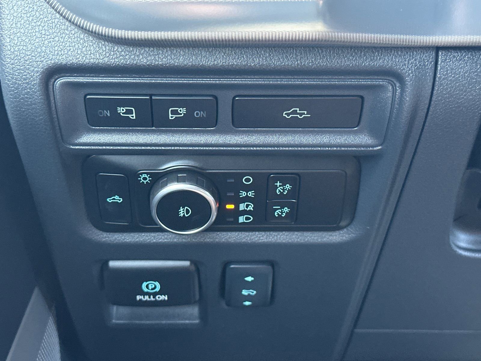 Used 2024 Ford F150 Lariat w/ Bed Utility Package AWD/4WD image 32