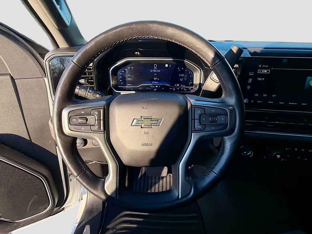Used 2022 Chevrolet Silverado 1500 RST AWD/4WD image 35