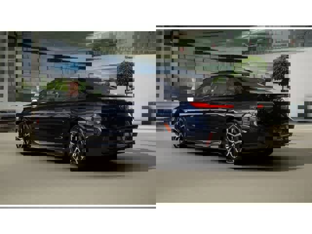 New 2026 BMW i7 xDrive60 w/ Premium Package image 2