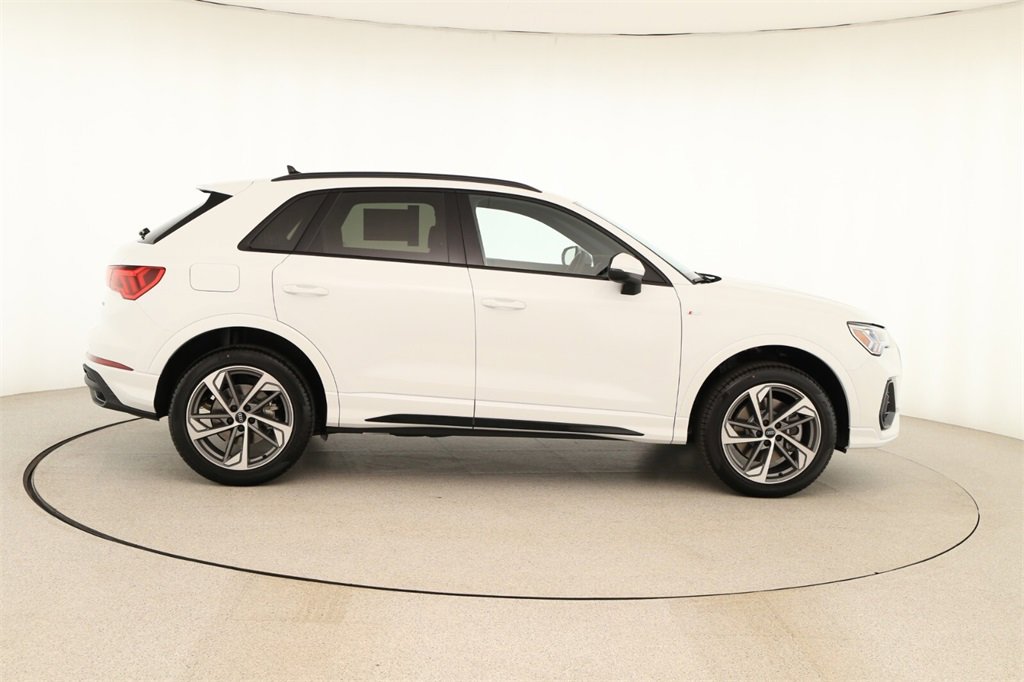 New 2025 Audi Q3 2.0T Premium image 8