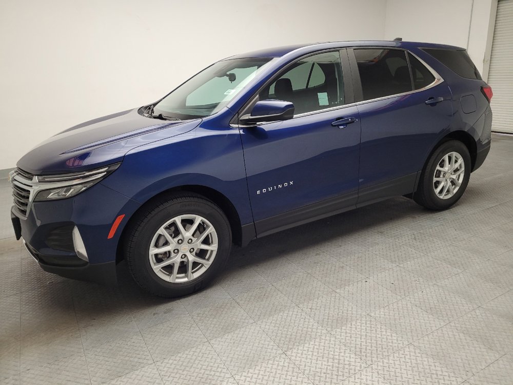 Used 2023 Chevrolet Equinox LT FWD image 2
