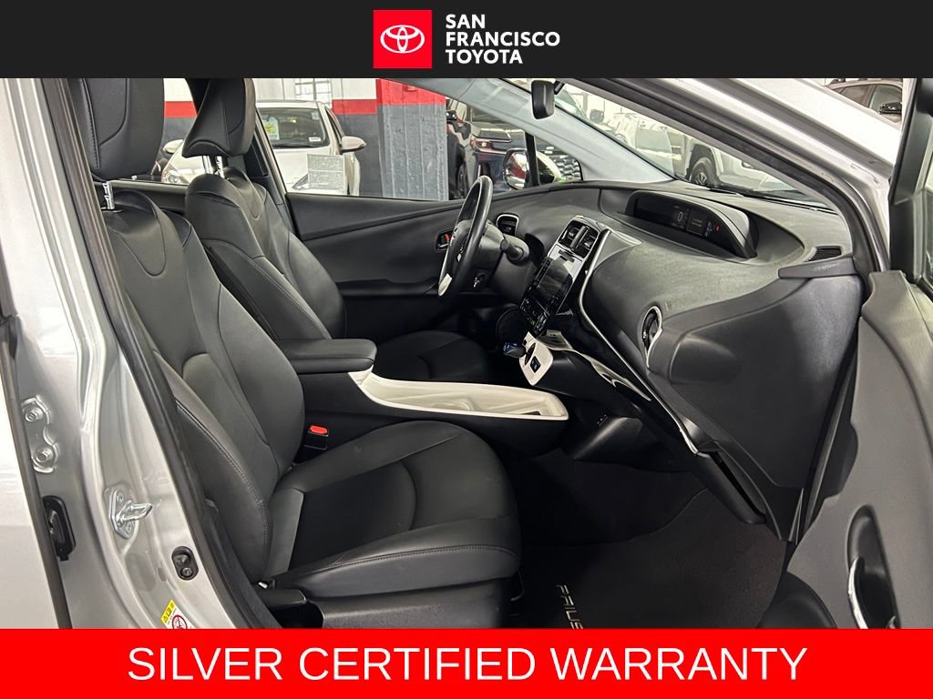 Certified 2016 Toyota Prius Four w/ Advanced Technology Package FWD image 19