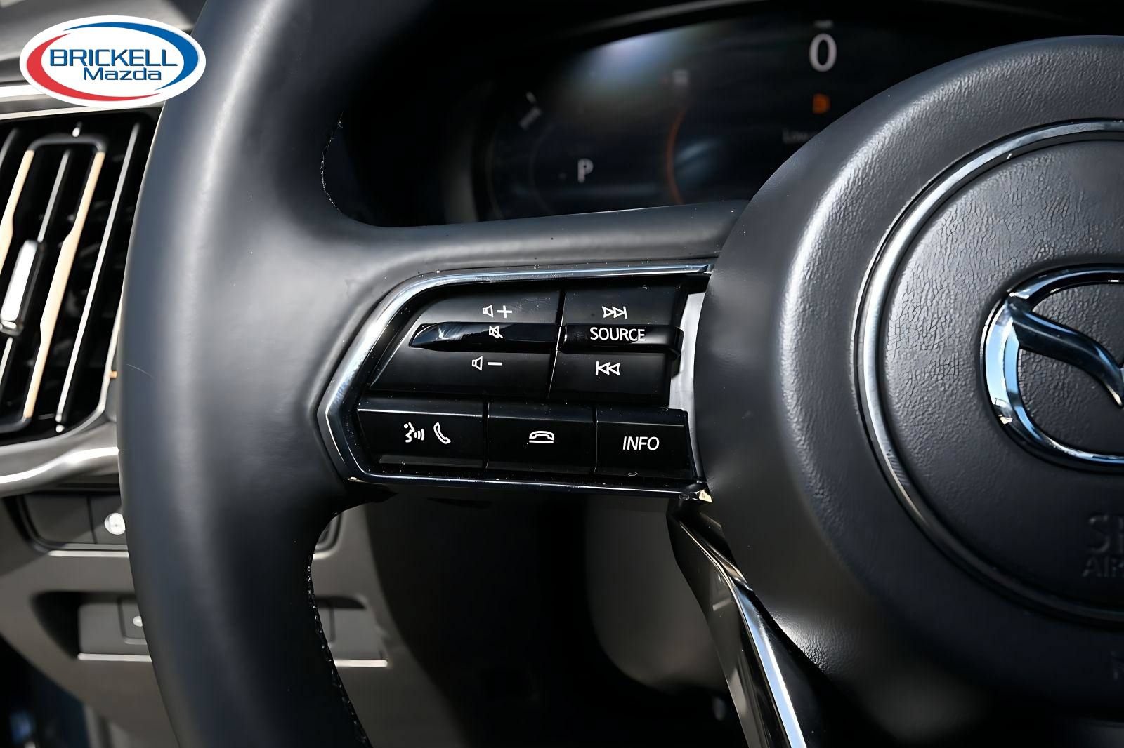 Used 2026 MAZDA CX-90 Plug-In Hybrid w/ Preferred AWD/4WD image 30