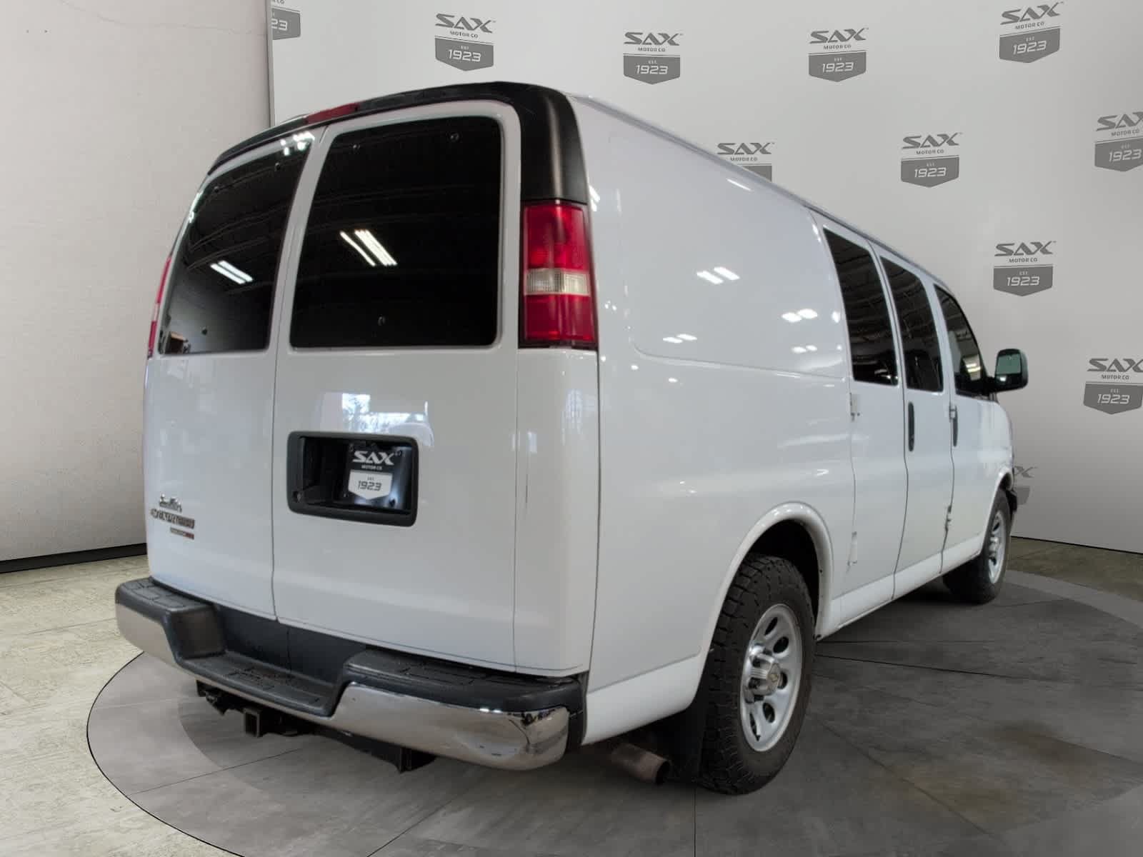 Used 2012 Chevrolet Express 1500 AWD w/ Power Package image 5