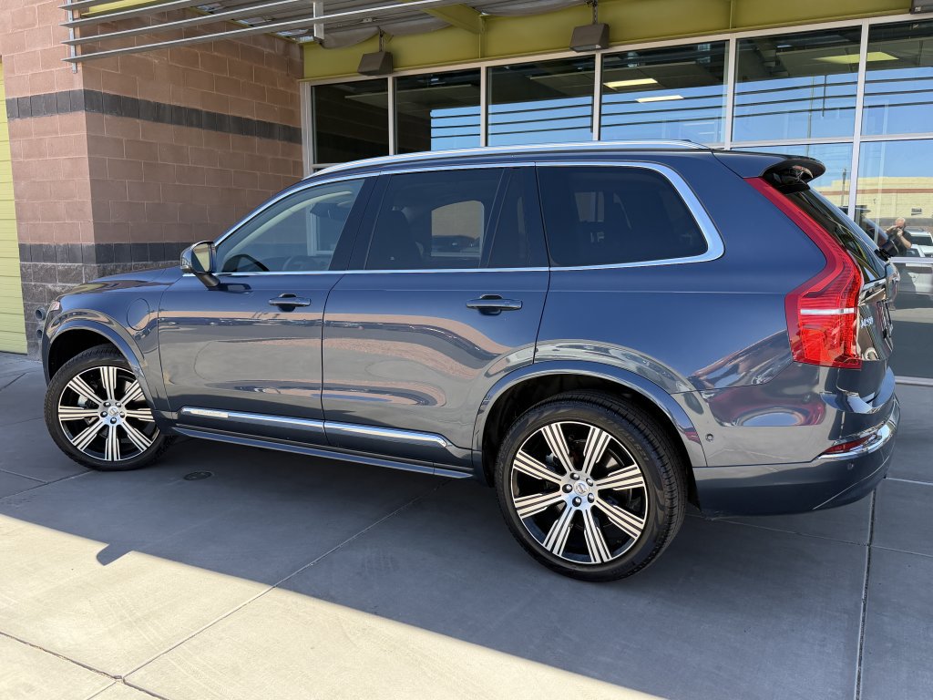 Used 2024 Volvo XC90 T8 Ultimate AWD/4WD image 5