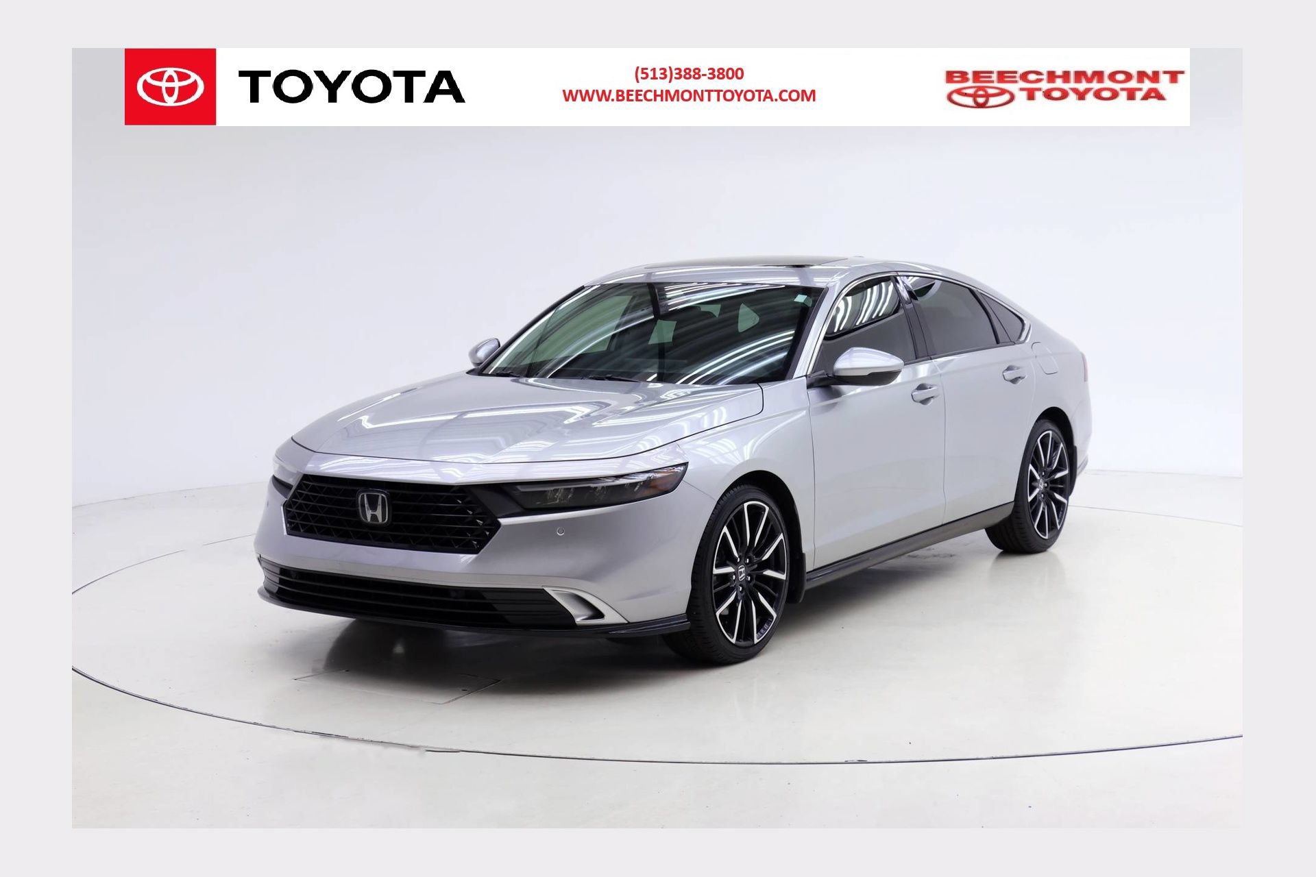 Used 2024 Honda Accord Touring image 1