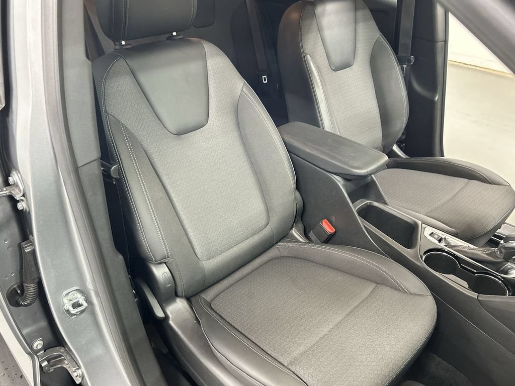 Used 2024 Buick Encore GX Preferred w/ Comfort Package AWD/4WD image 21
