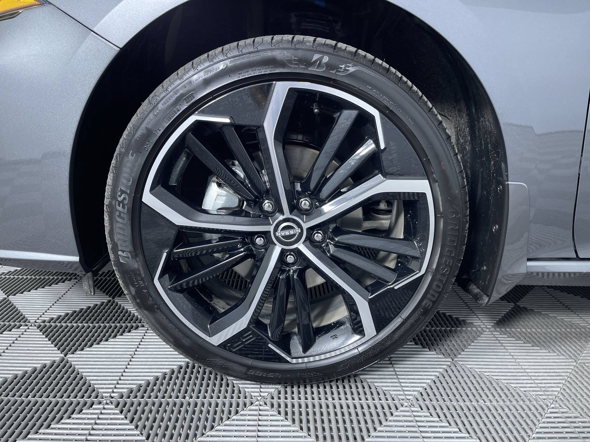 Used 2025 Nissan Altima 2.5 SR AWD/4WD image 25