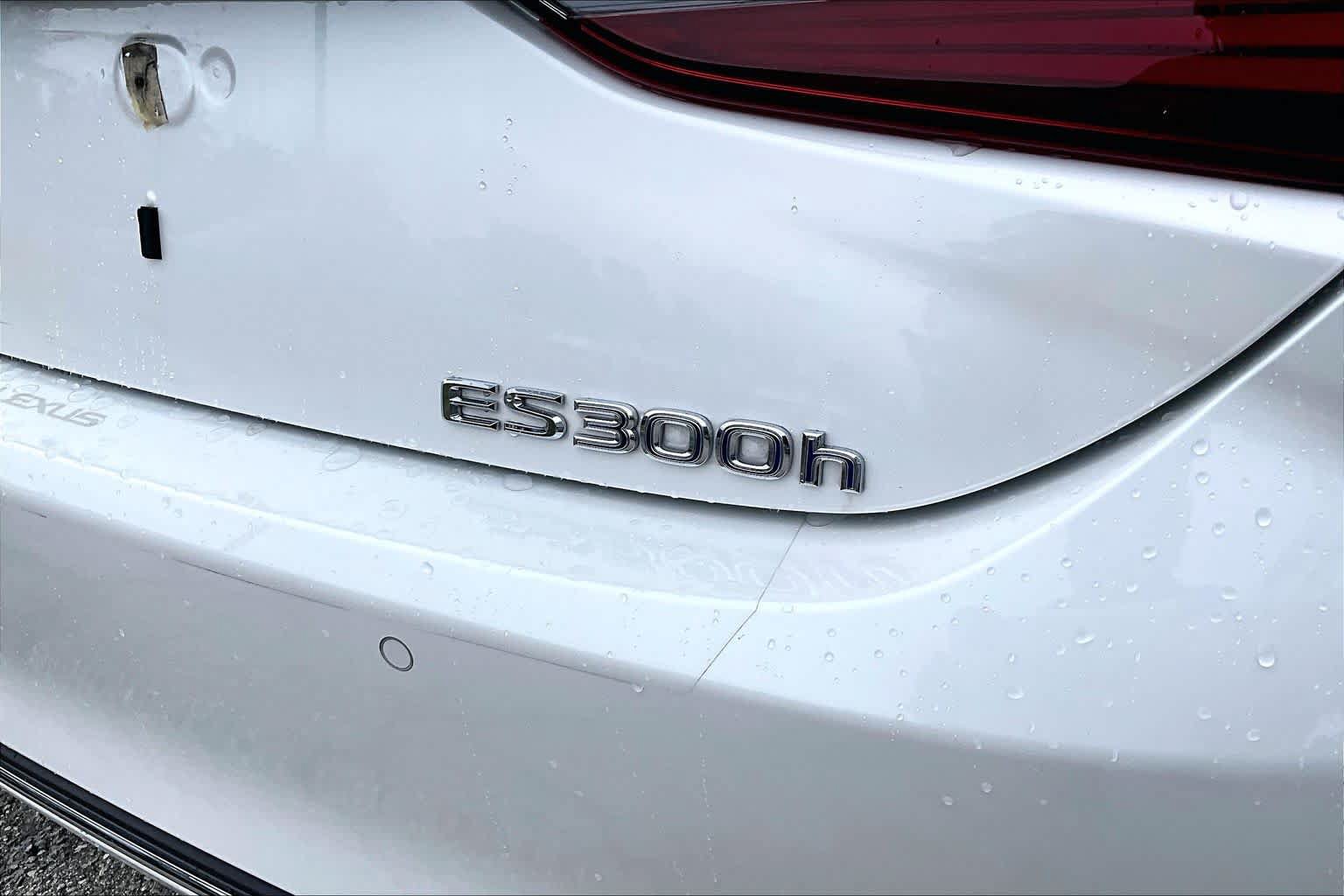 Used 2019 Lexus ES 300h w/ Premium Package FWD image 30