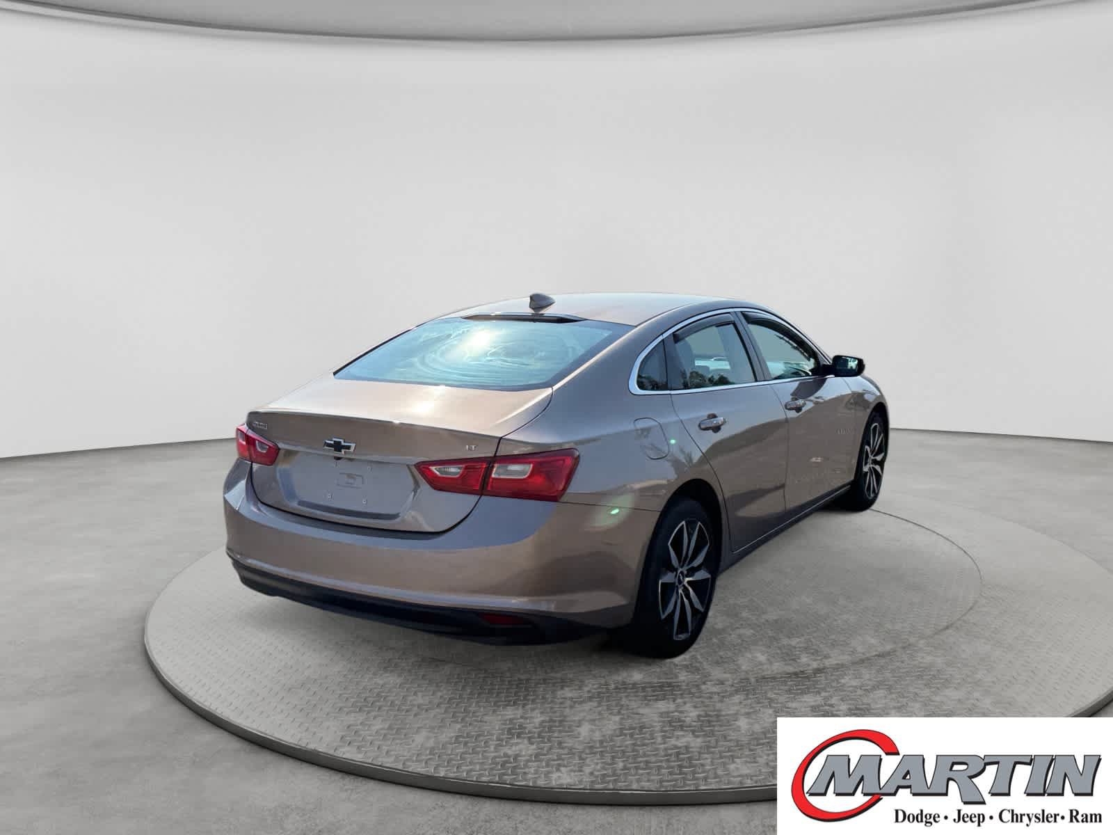 Used 2018 Chevrolet Malibu LT FWD image 5