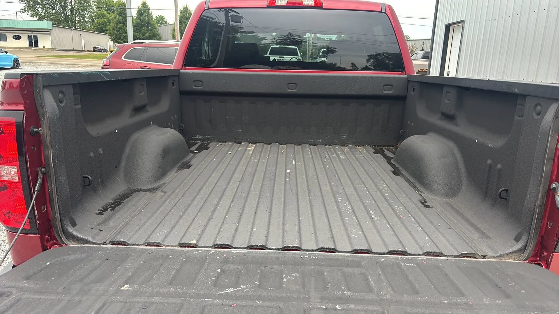 Used 2018 Chevrolet Silverado 1500 LT w/ All Star Edition AWD/4WD image 7