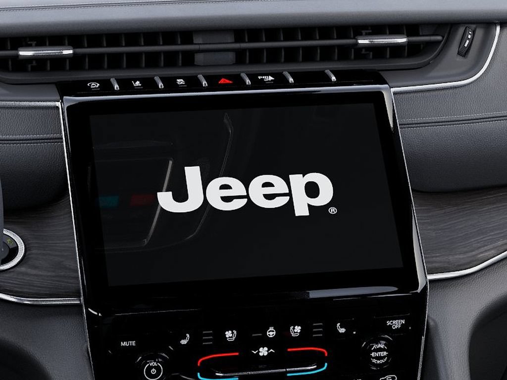 New 2025 Jeep Grand Cherokee L Overland w/ Advanced Protech Group III AWD/4WD image 18