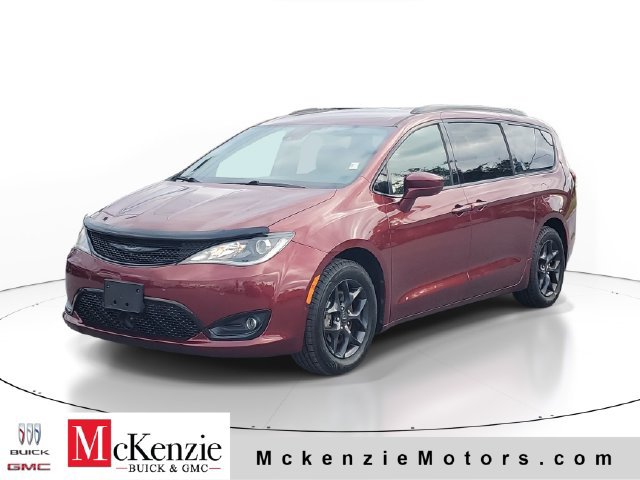 Used 2019 Chrysler Pacifica Touring-L Plus w/ Advanced Safetytec Group FWD image 2