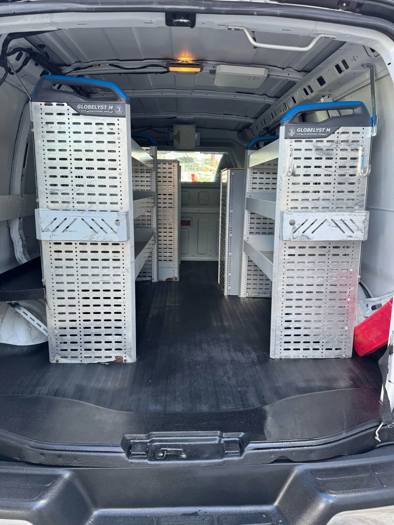 Used 2014 Chevrolet Express 2500 image 18