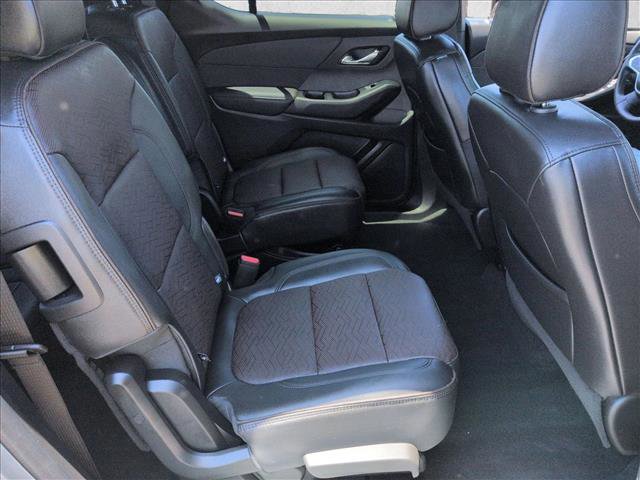 Used 2023 Chevrolet Traverse High Country FWD image 29