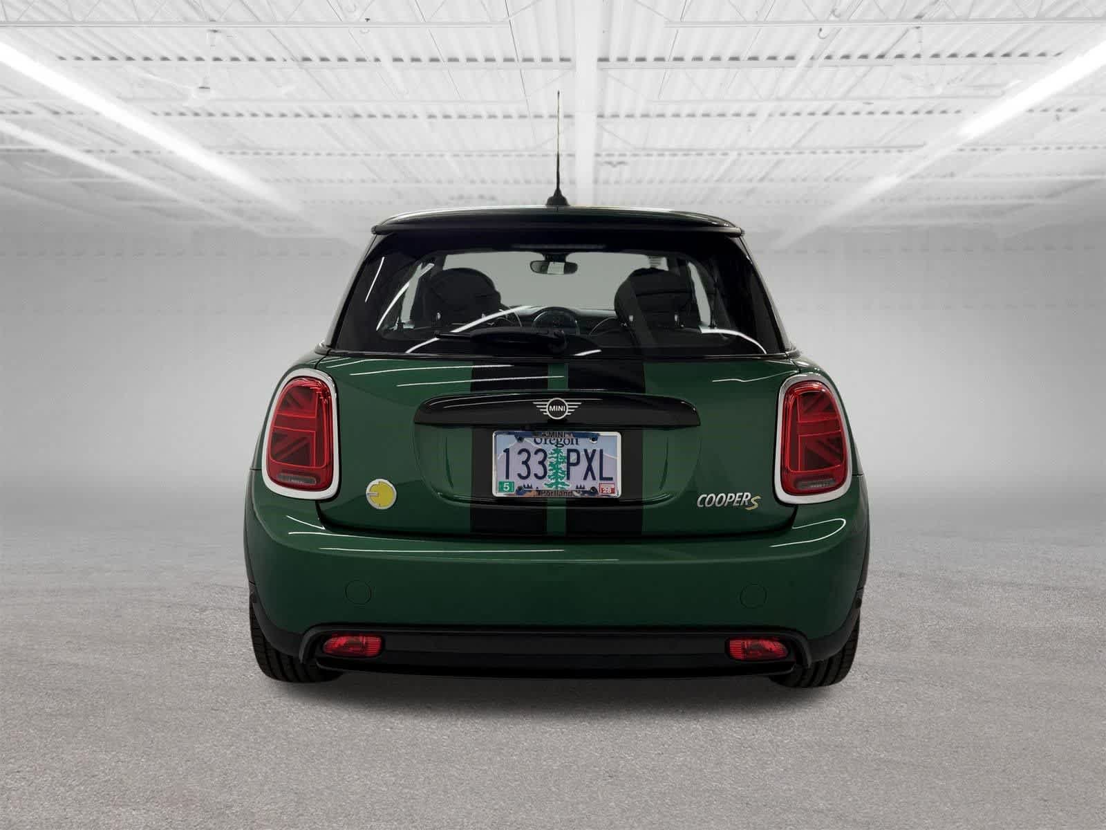 Used 2024 MINI Cooper SE FWD image 4