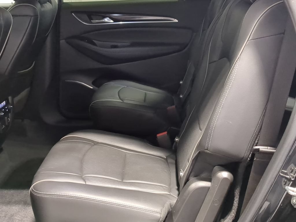 Used 2021 Buick Enclave Avenir w/ Avenir Technology Package AWD/4WD image 23
