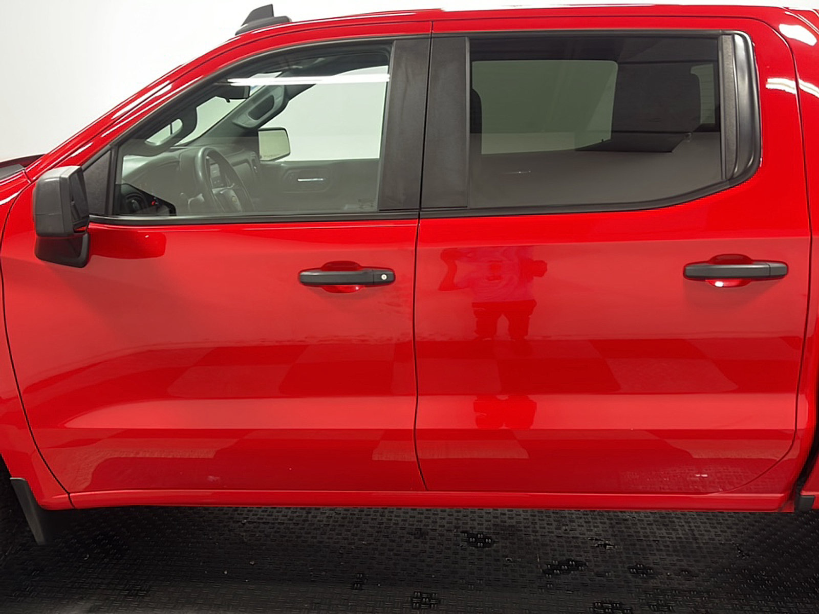 Used 2022 Chevrolet Silverado 1500 Custom w/ LPO, Dark Essentials Package AWD/4WD image 12