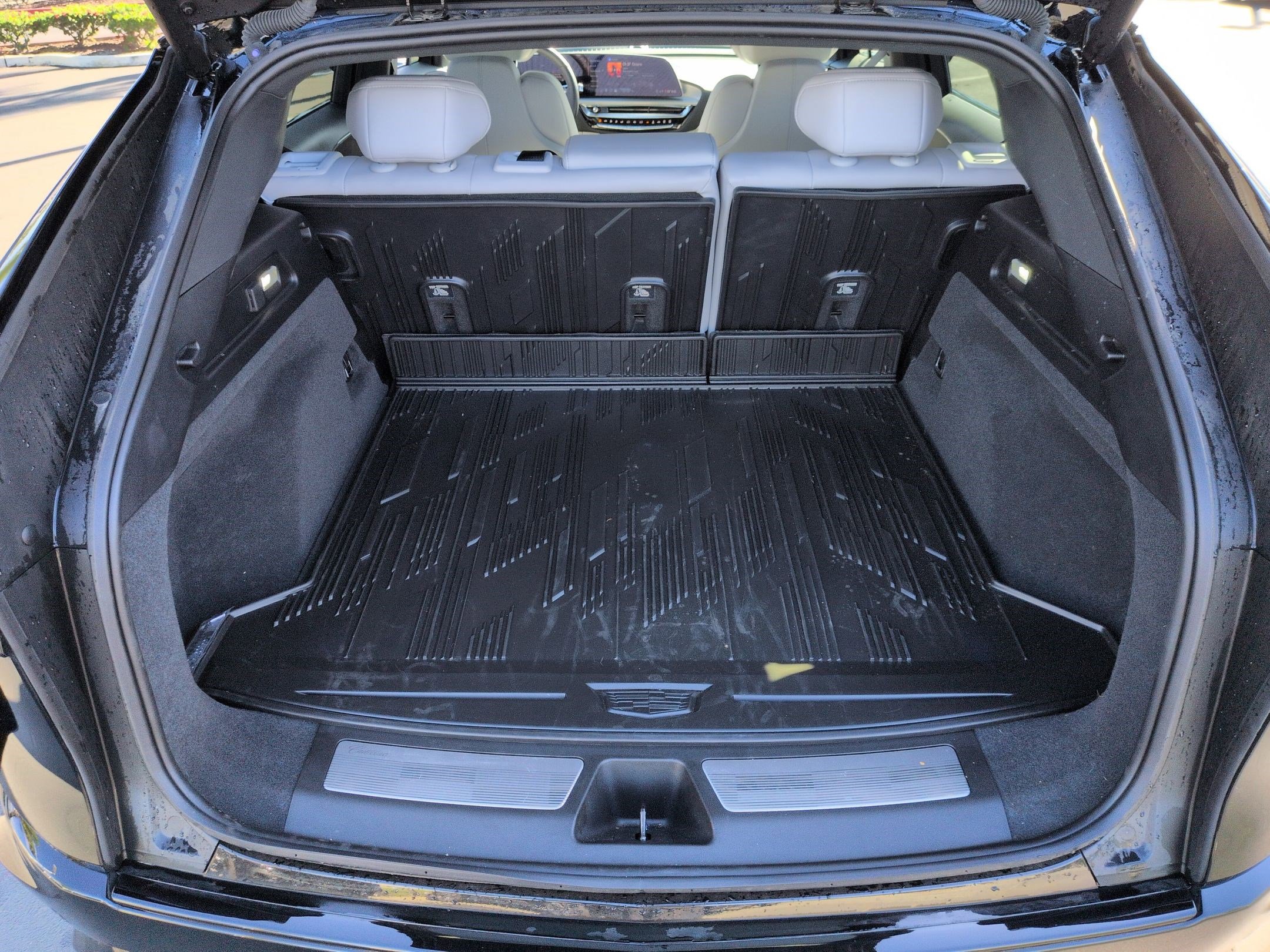 Used 2025 Cadillac Lyriq Sport image 31