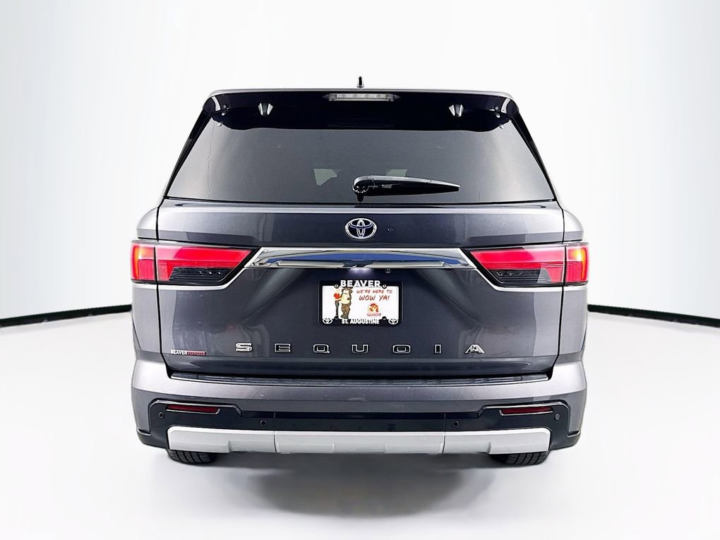 Used 2023 Toyota Sequoia Limited image 8