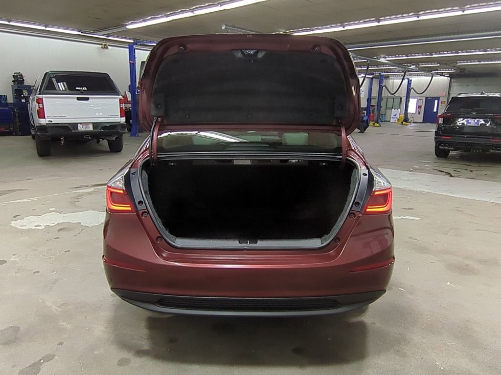 Used 2019 Honda Insight EX image 11