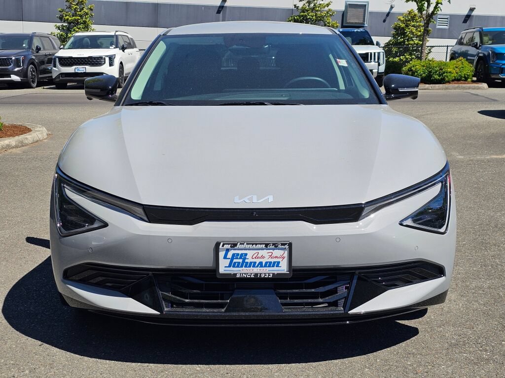 New 2026 Kia EV6 Wind AWD/4WD image 2