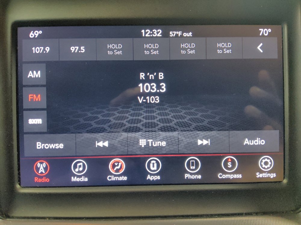 Used 2019 Dodge Challenger SXT RWD image 25